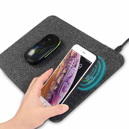 Mouse pad charging mouse